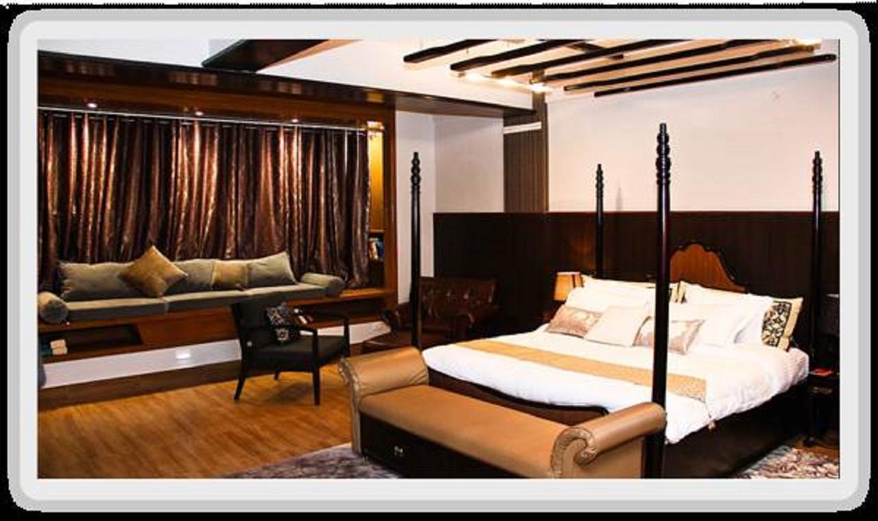 De Oriental Grand Hotel Kohima Room photo