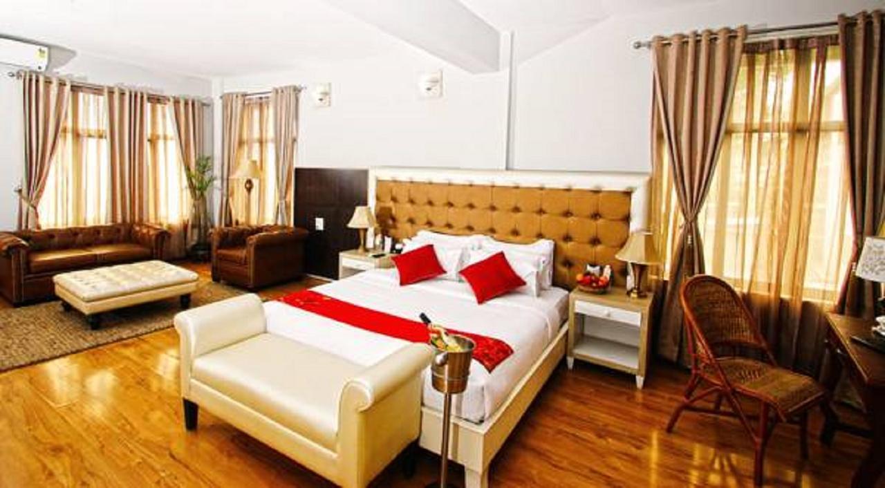 De Oriental Grand Hotel Kohima Room photo